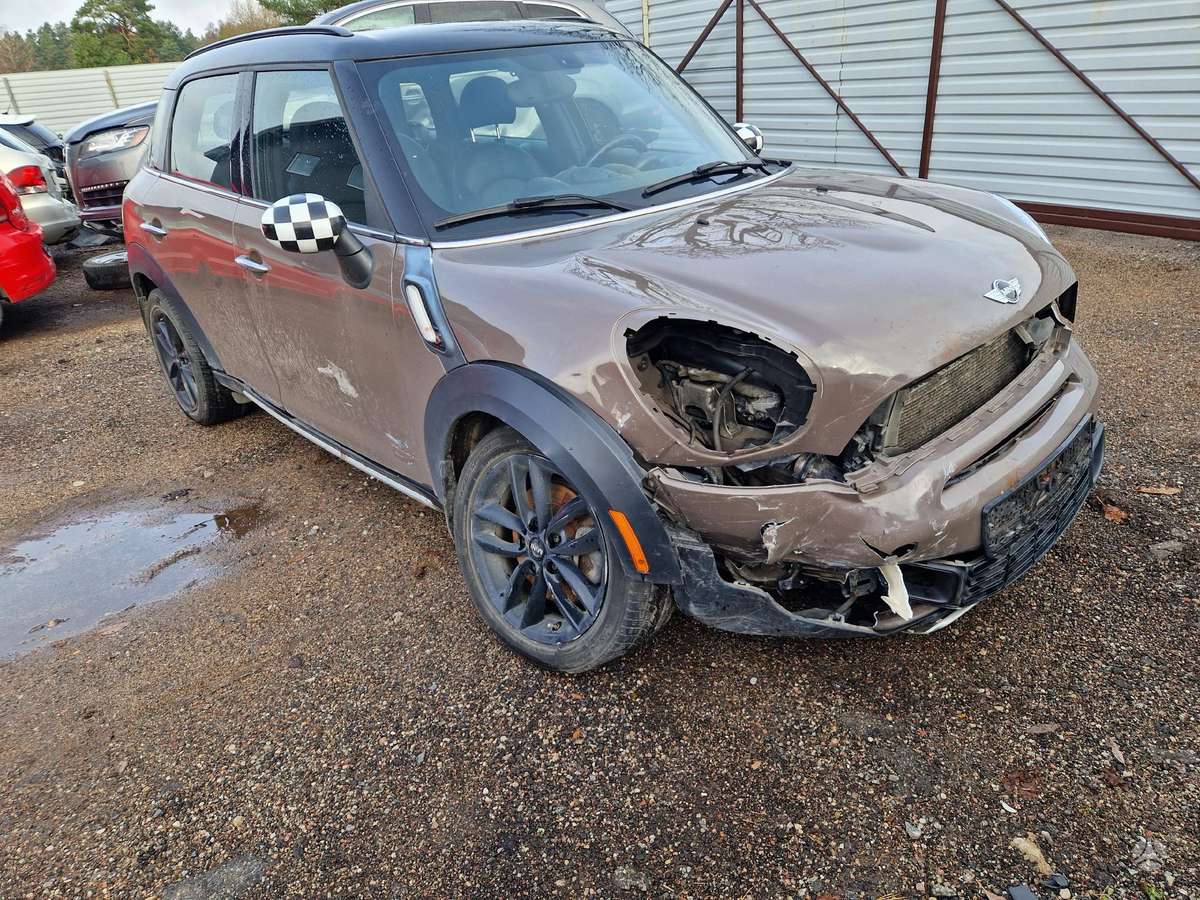 Mini Countryman S по частям