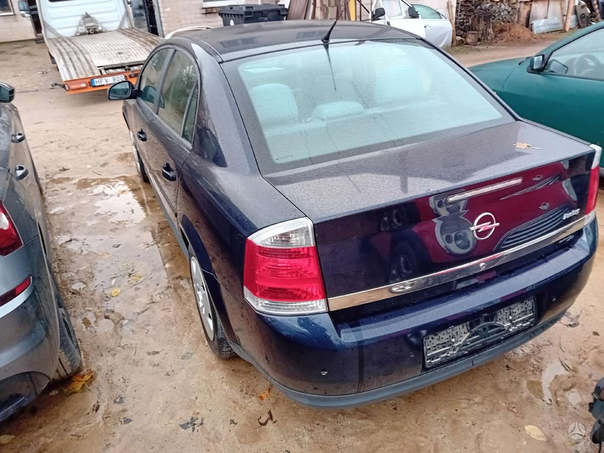 Opel Vectra dalimis