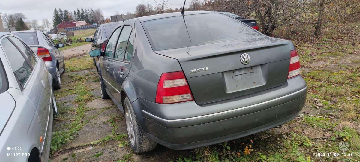 Volkswagen Jetta for parts