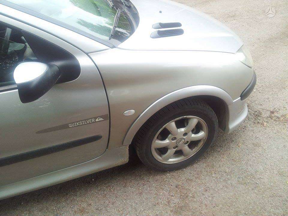 Peugeot 206