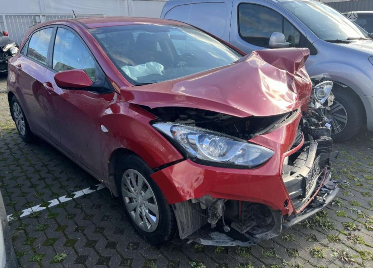 Hyundai i30 for parts