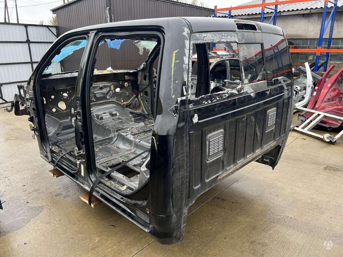 Dodge Ram kėbulo dalys
