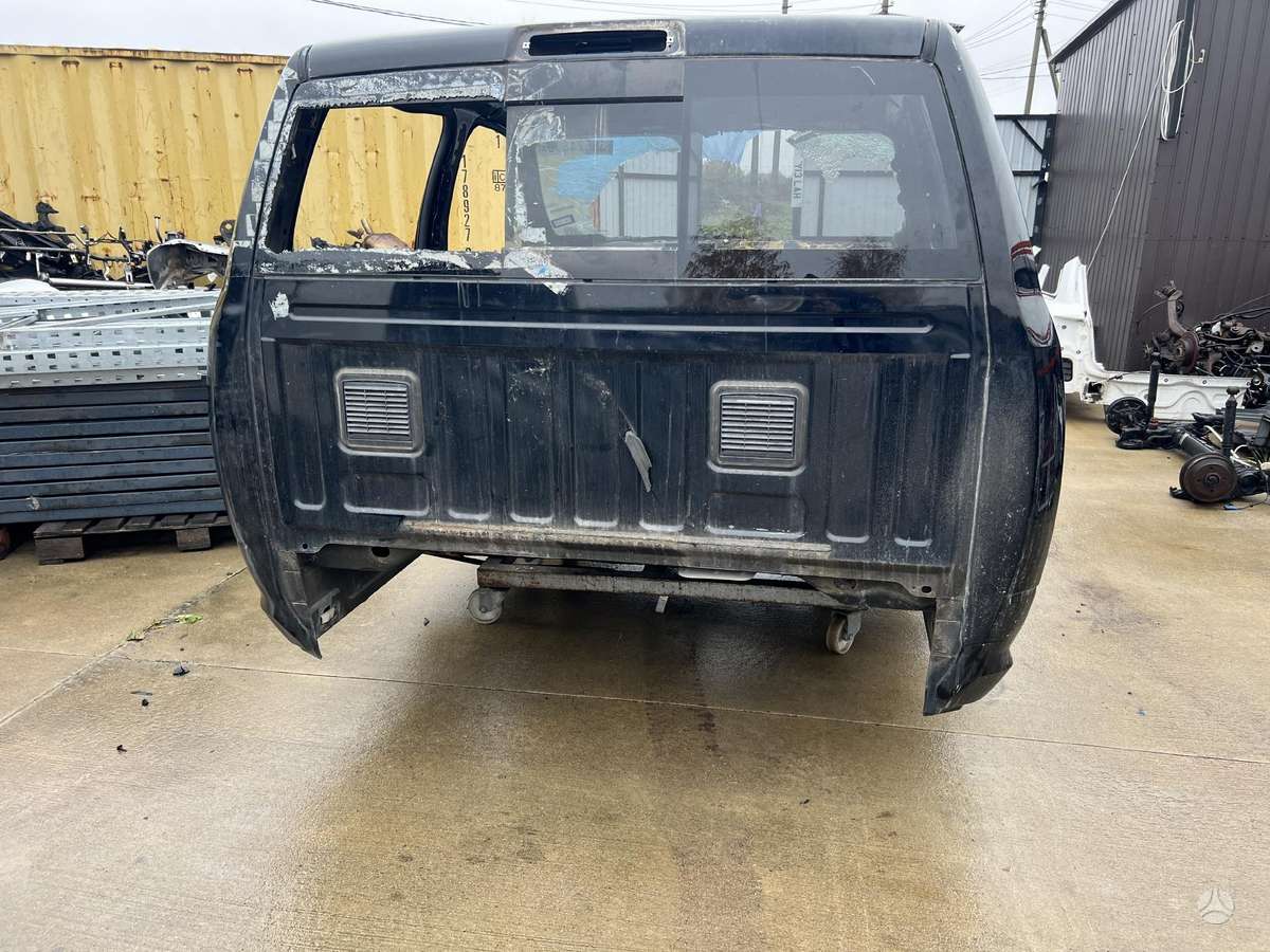 Dodge Ram kėbulo dalys
