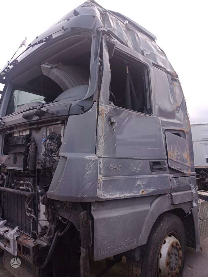 Mercedes-Benz ACTROS 1841, тягачи