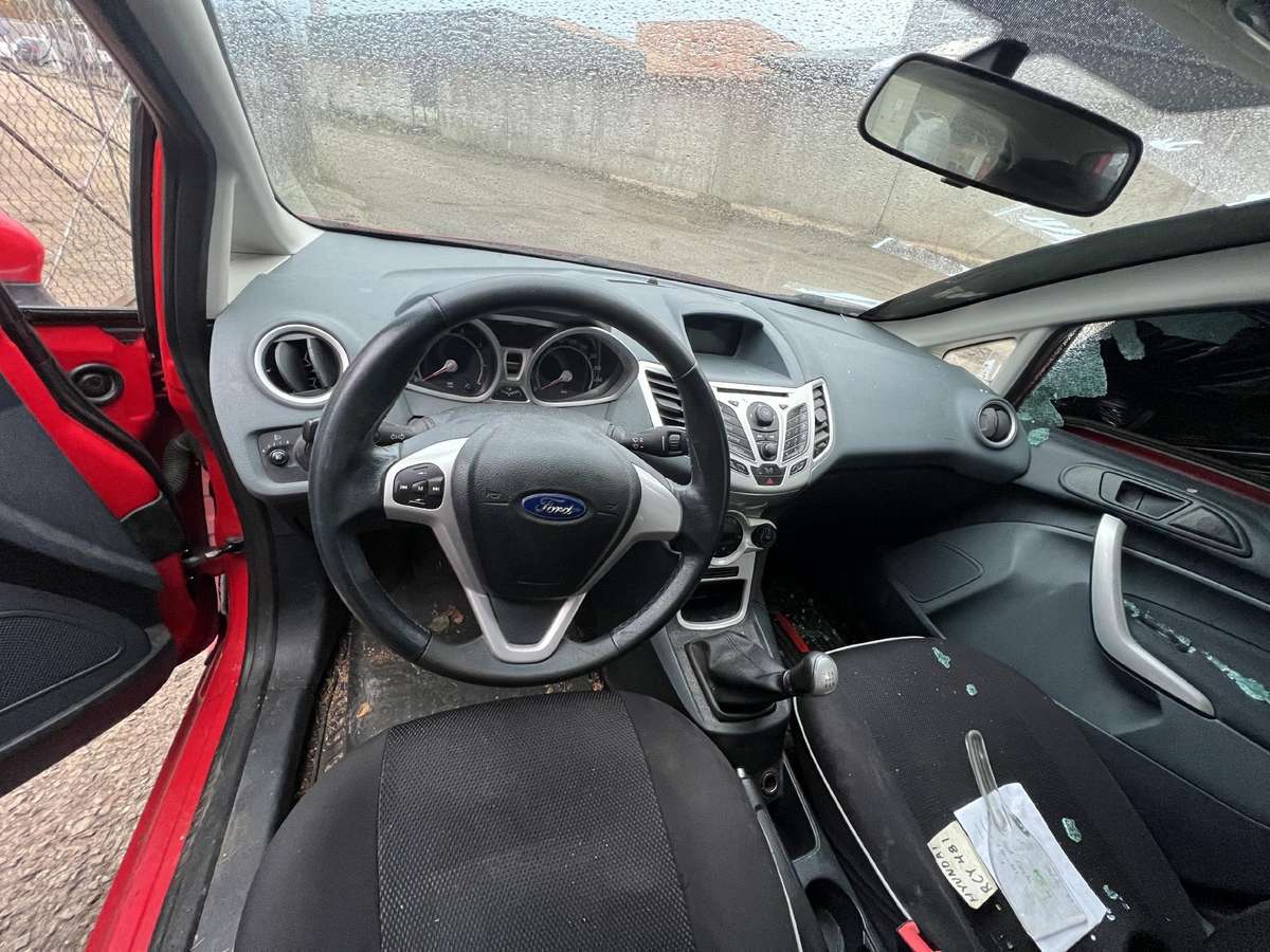 Ford Fiesta Rida 318094km