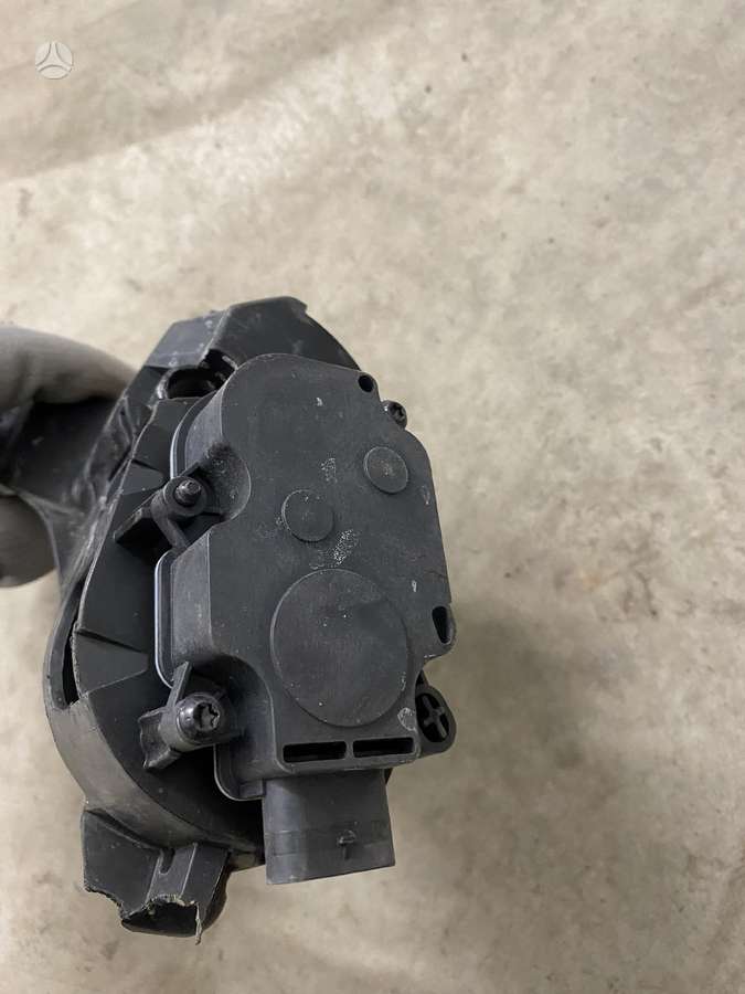 Porsche Taycan body parts