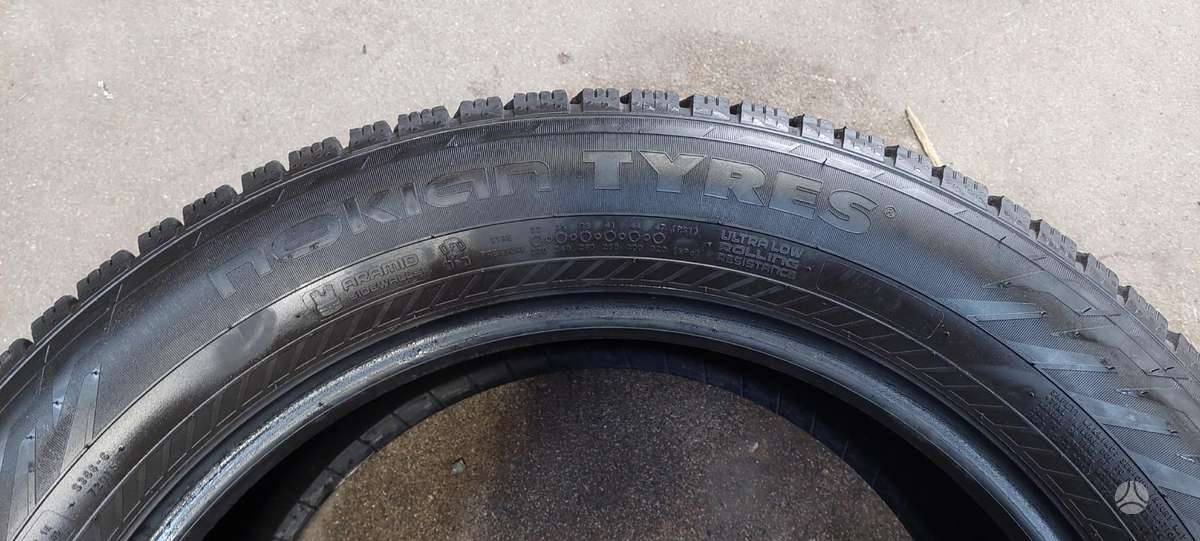 Nokian, žieminės 235/55 R18