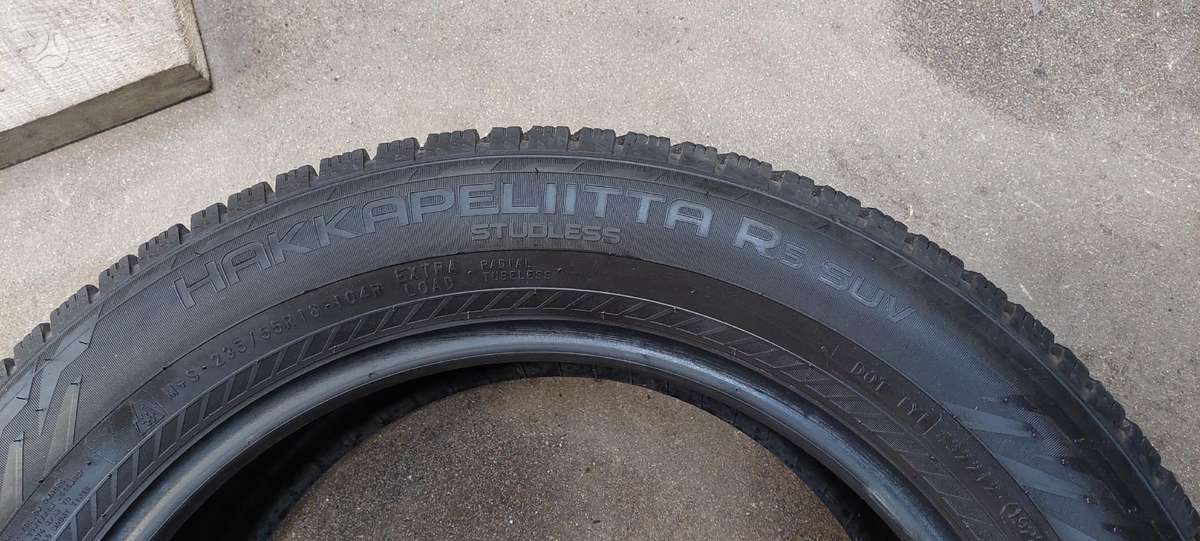 Nokian, žieminės 235/55 R18