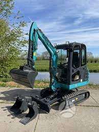 Sunward SWE20F, mini excavator