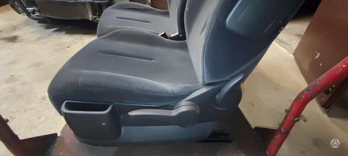 Citroen C4 Sėdyniu komplektas 50