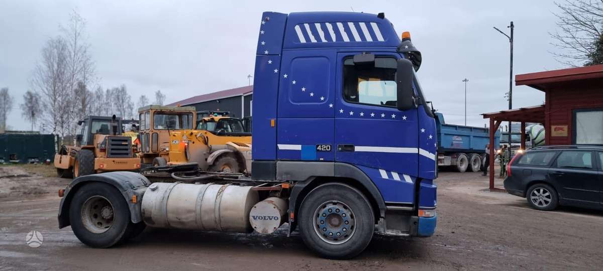 Volvo FH-12, single sleeper