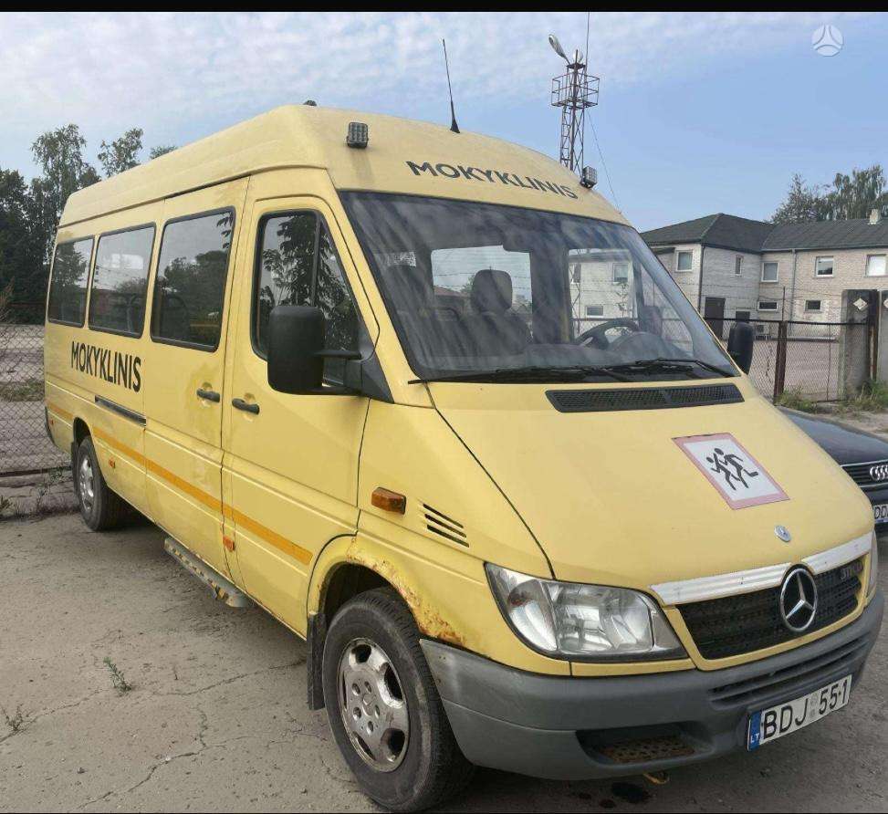 Mercedes-Benz Sprinter