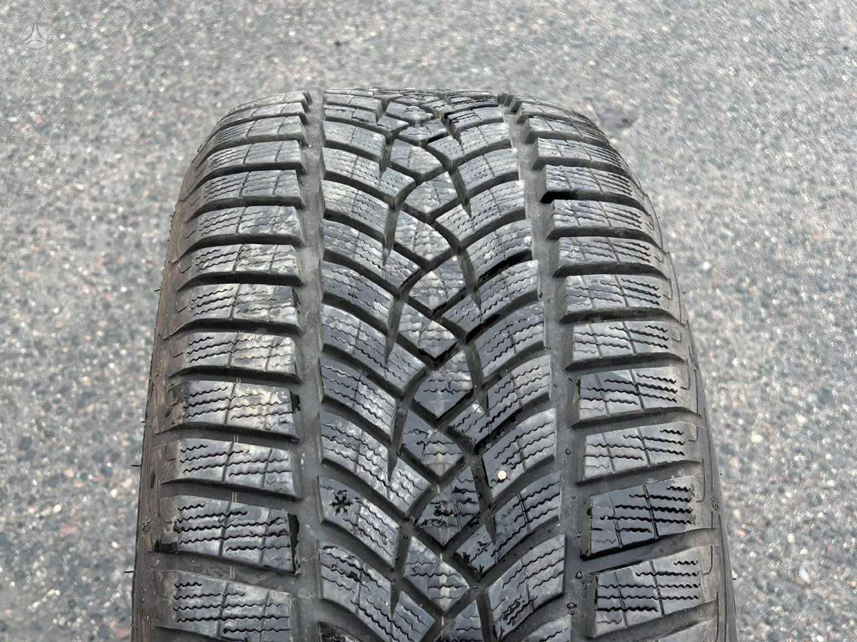 Goodyear UltraGrip Performance GEN-1, žieminės 235/50 R17 | A24607534