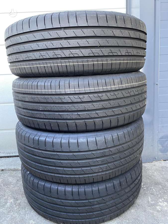 Goodyear Effizient Grip performance, летние 215/55 R18