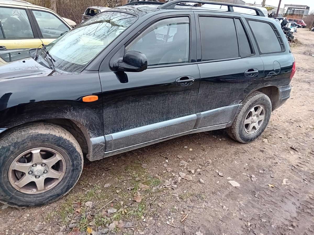 Hyundai Tucson dalimis