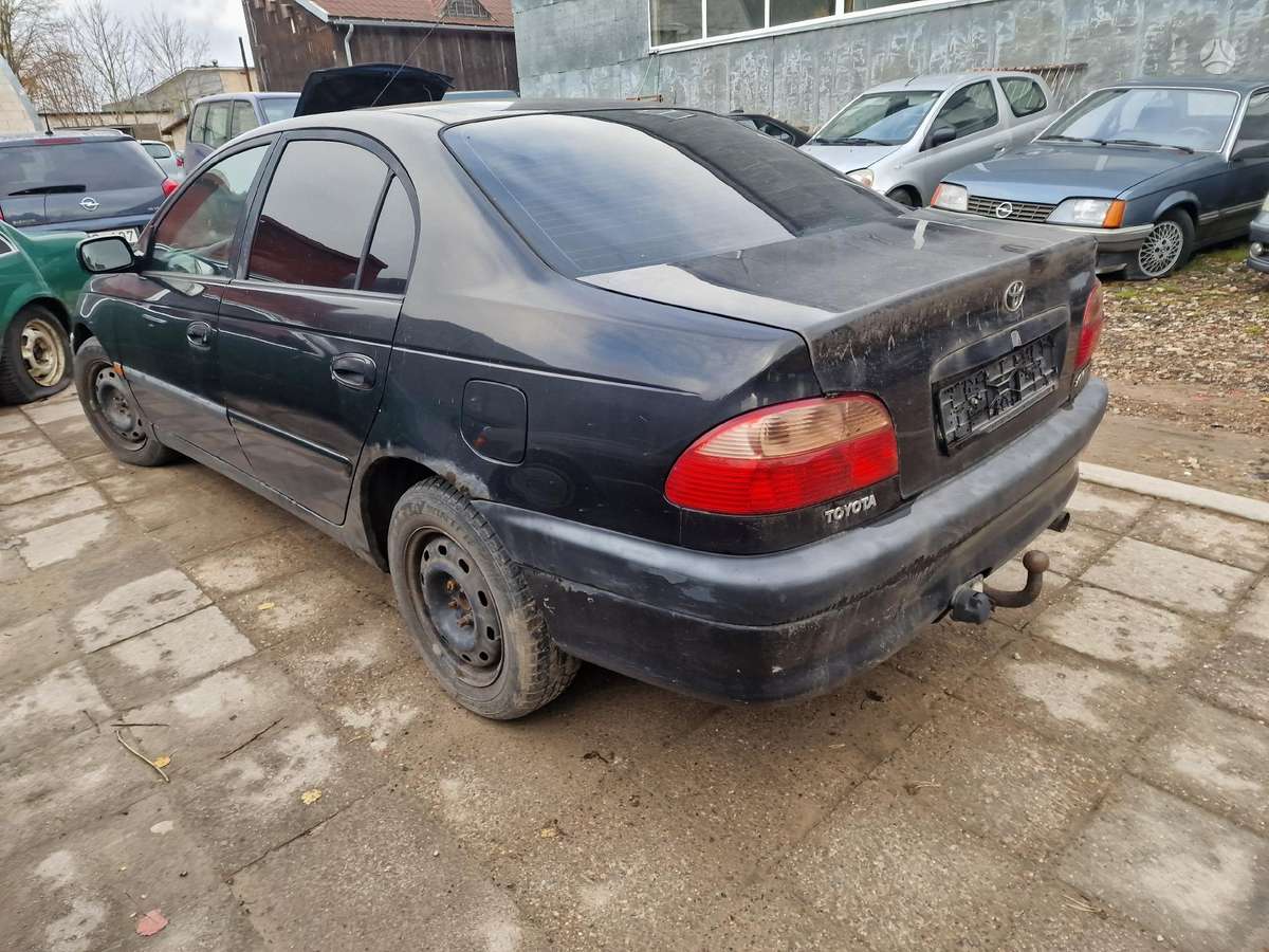 Toyota Avensis