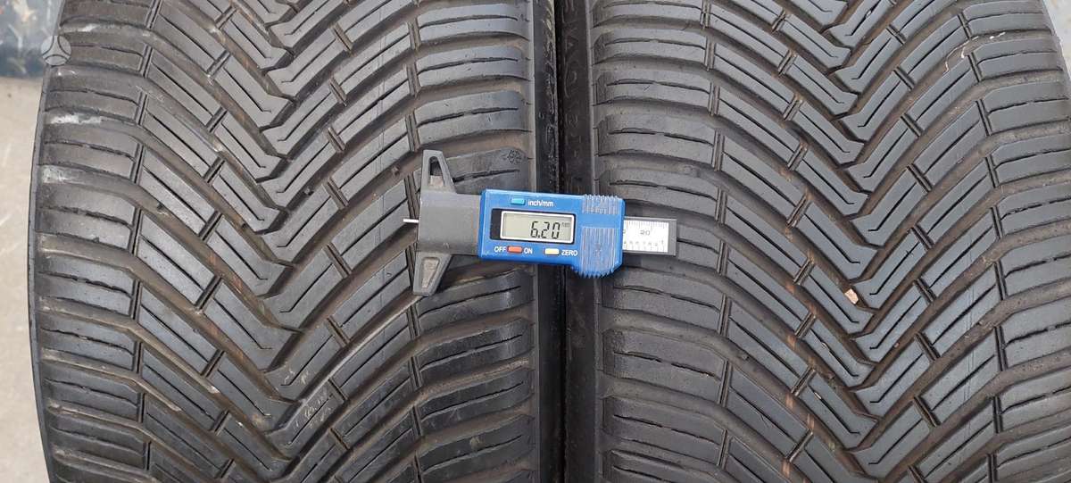 Continental, universalios 225/40 R19
