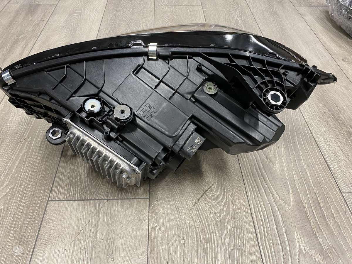 Mercedes-Benz C klasė lights