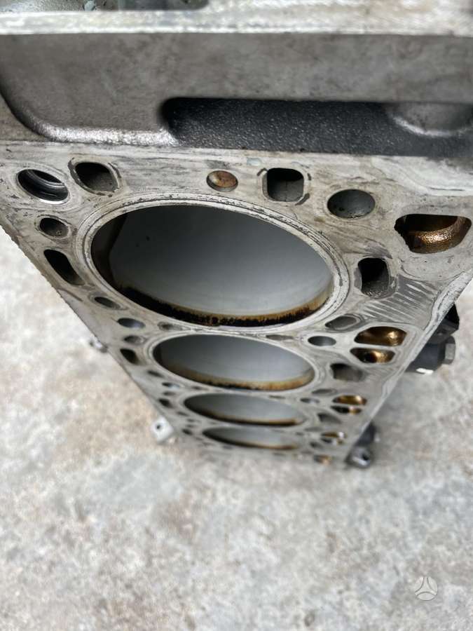 BMW 5 serija, N63b44a, variklio blokas