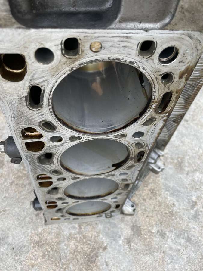 BMW 5 serija, N63b44a, variklio blokas