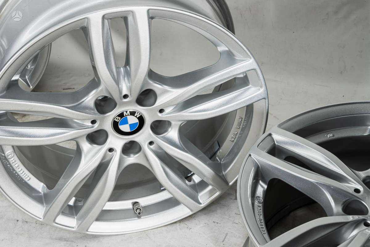 -Kita- BMW, light alloy, R17