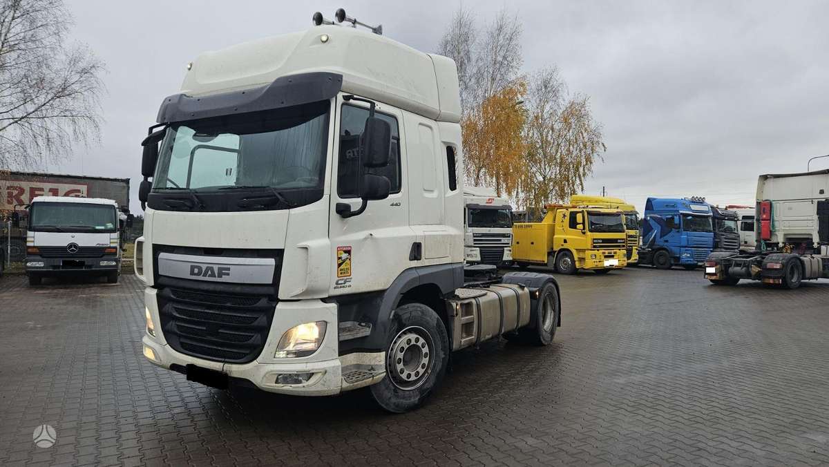 DAF CF 440 FT, vilcējs