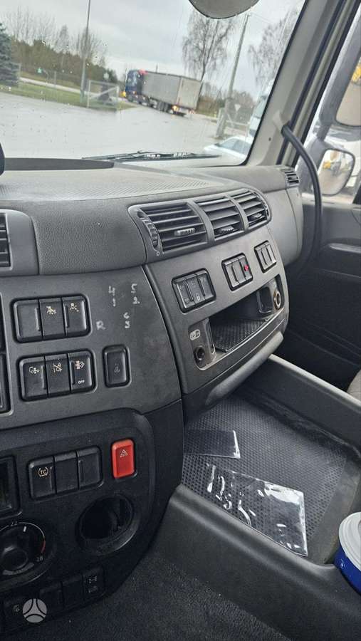 DAF CF 440 FT, vilkikai
