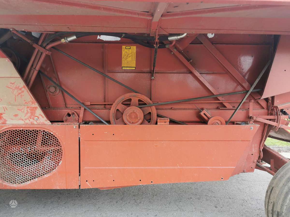 Laverda 3750, kombainai