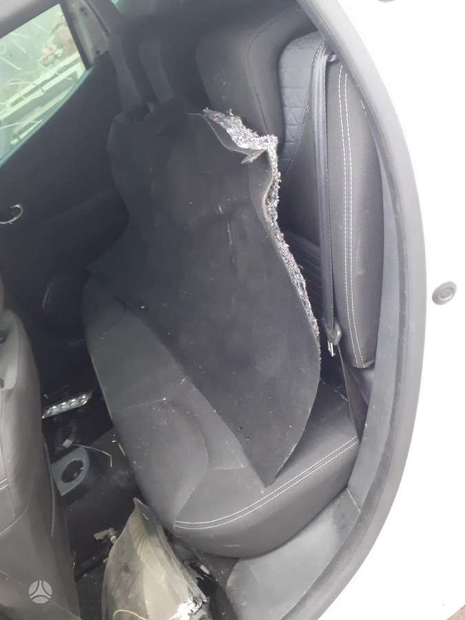 Renault Clio Is prancuzijos dalimis