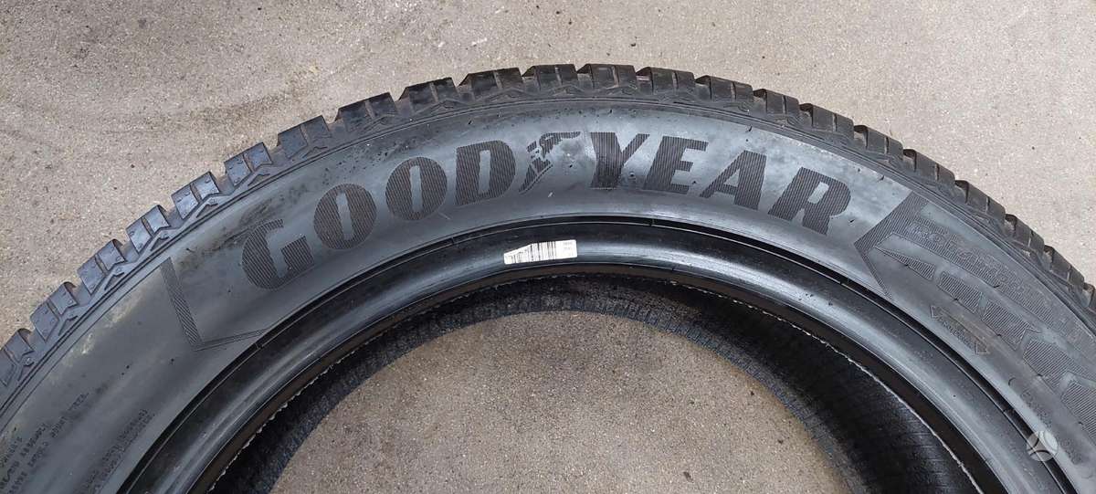 Goodyear, winter 285/45 R20