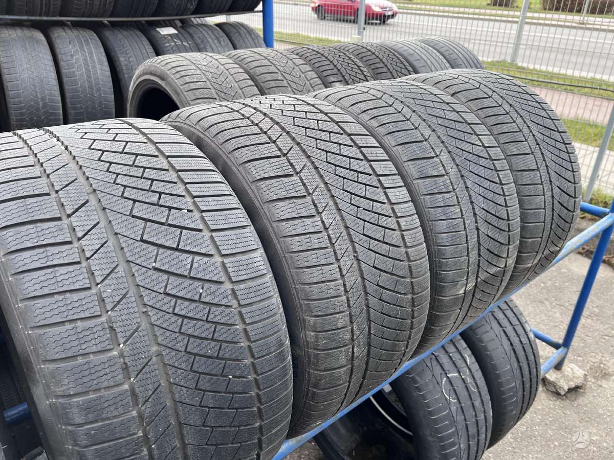 Continental ContiWinterContact TS830P, winter 295/35 R19