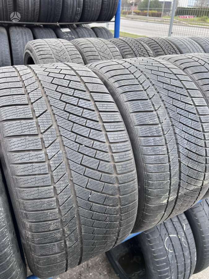 Continental ContiWinterContact TS830P, winter 295/35 R19