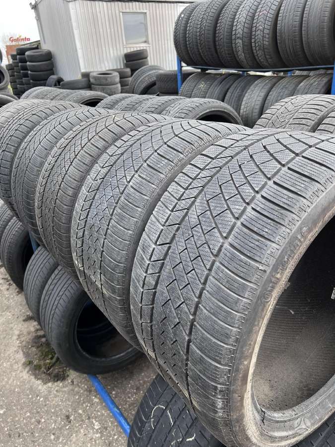 Continental ContiWinterContact TS830P, winter 295/35 R19
