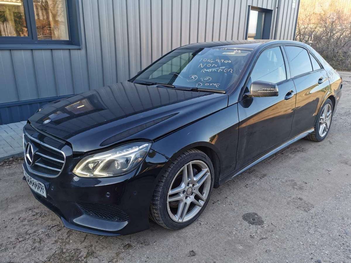 Mercedes-Benz E350 rezerves daļās