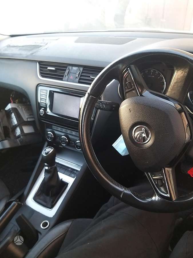 Skoda Octavia Variklis 1 6 clha