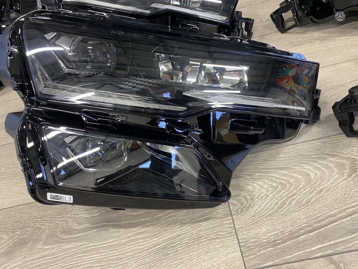 Skoda Karoq lights
