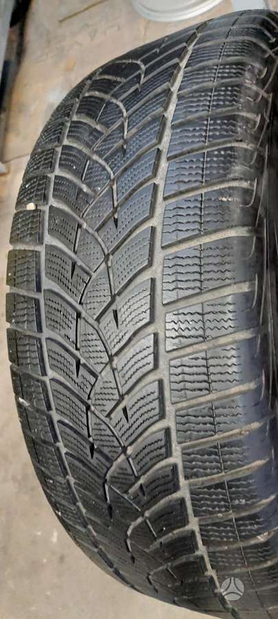 Goodyear, winter 265/60 R18