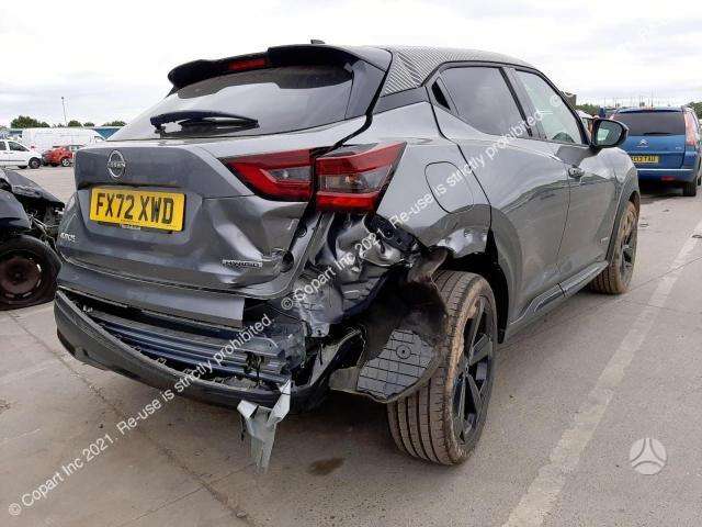 Nissan Juke dalimis