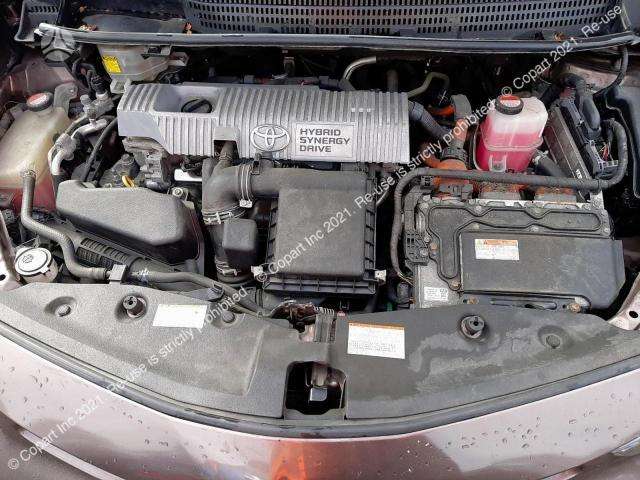 Toyota Prius+ по частям