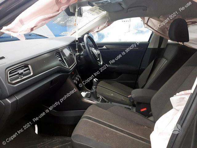 Volkswagen T-Roc по частям