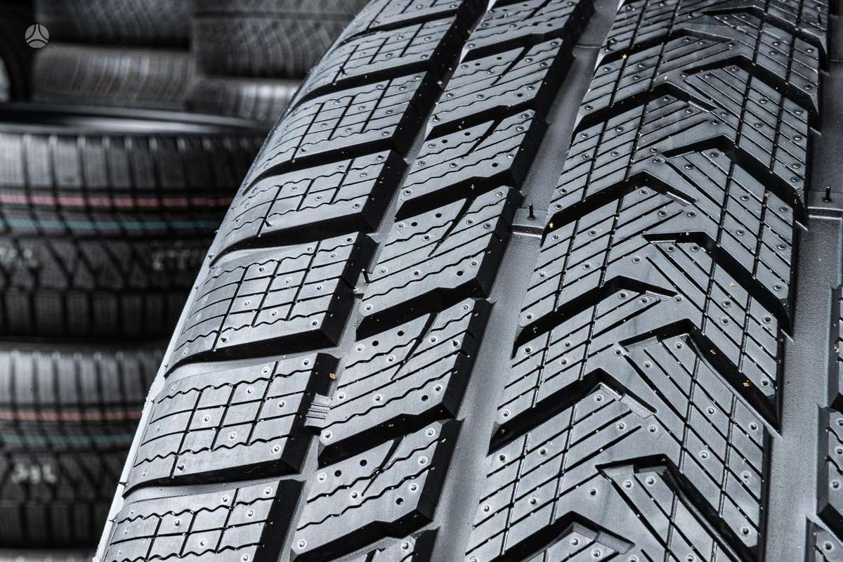 Gripmax Sure Grip Pro Winter, winter 245/35 R20