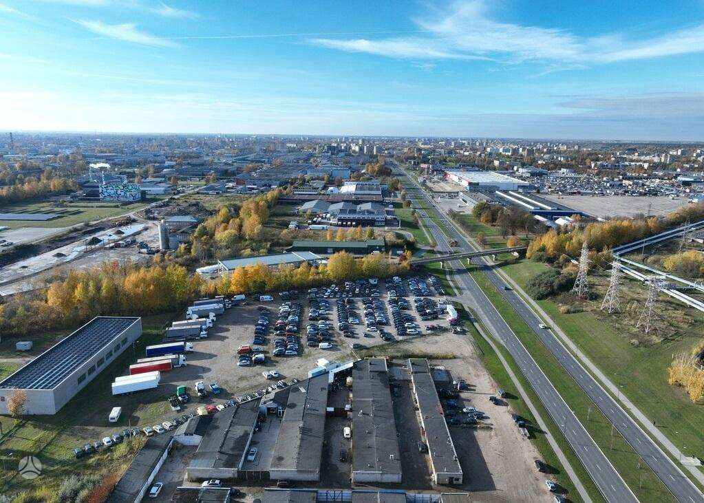 Nuomojamas plotas automobilių prekybai