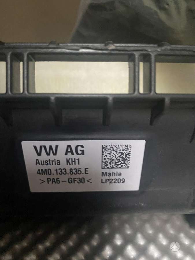 Porsche Cayenne engine parts