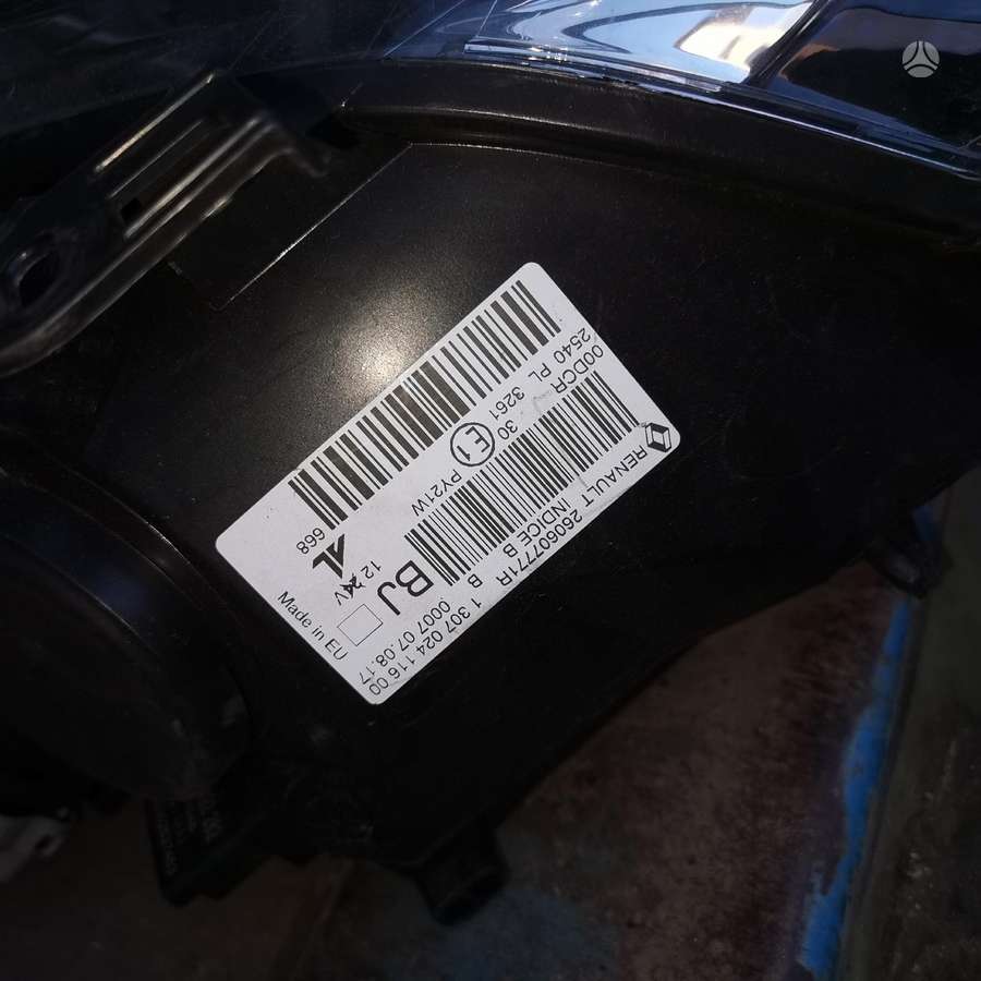 Renault Megane Tik k p žibintas ir rėmas