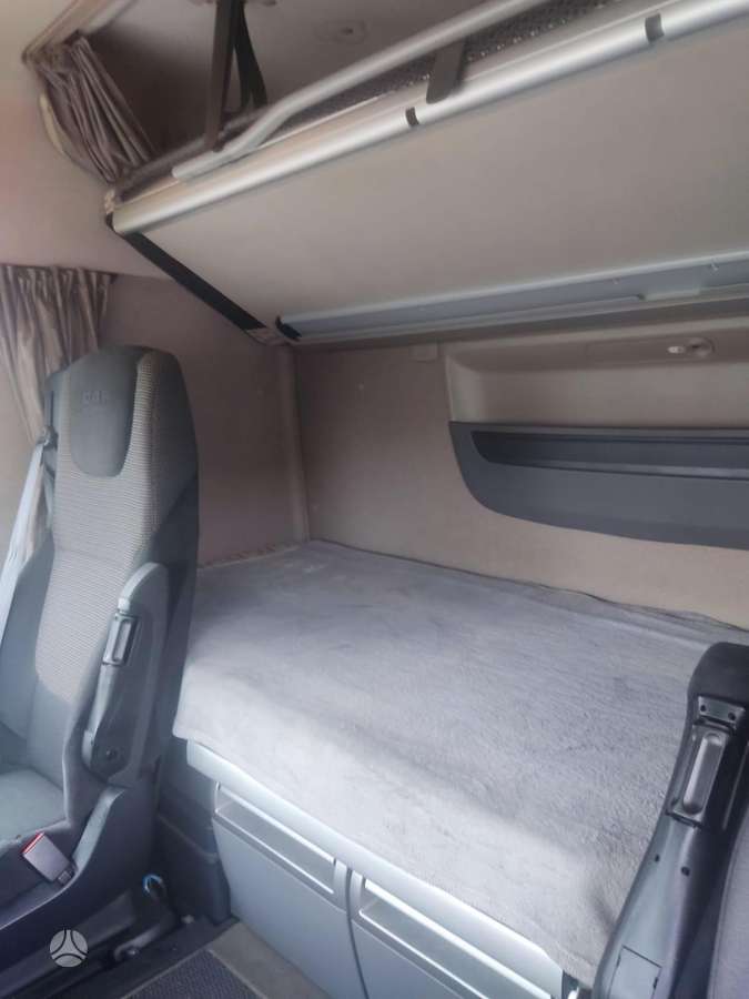 DAF XF-460, 2 miegamosios vietos