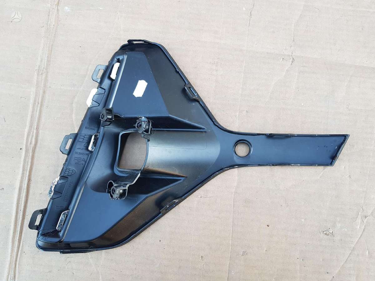 Opel Astra, L, детали кузова