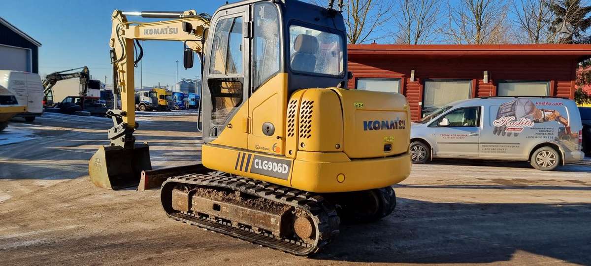 Komatsu LiuGong CLG 906, mini ekskavatoriai