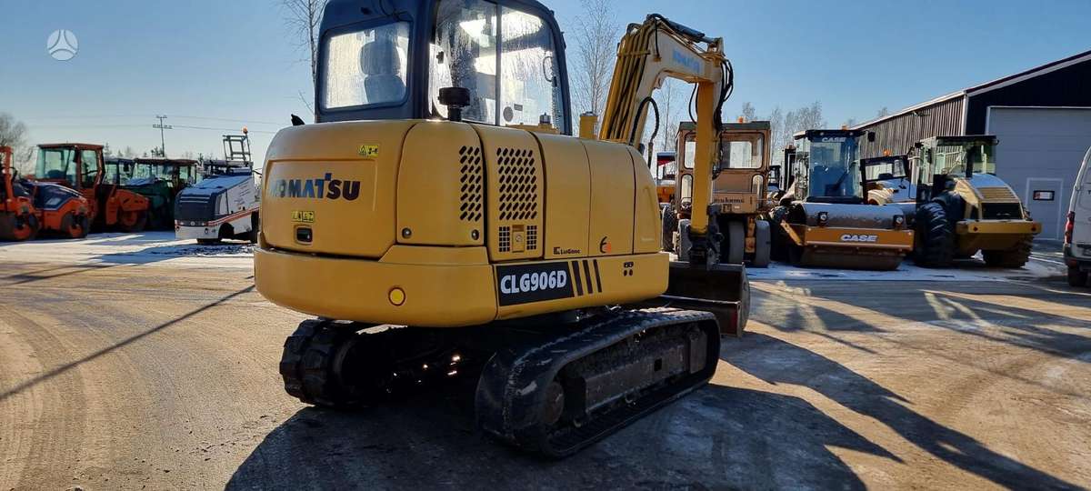 Komatsu LiuGong CLG 906, mini ekskavatoriai