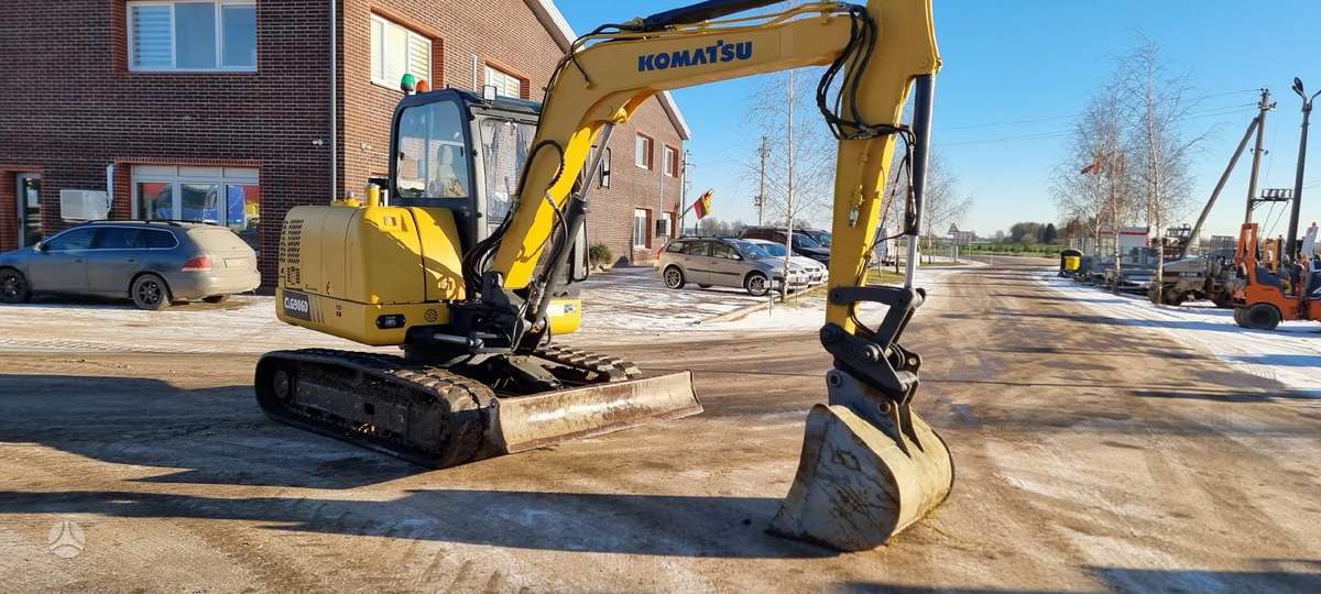 Komatsu LiuGong CLG 906, mini ekskavatoriai