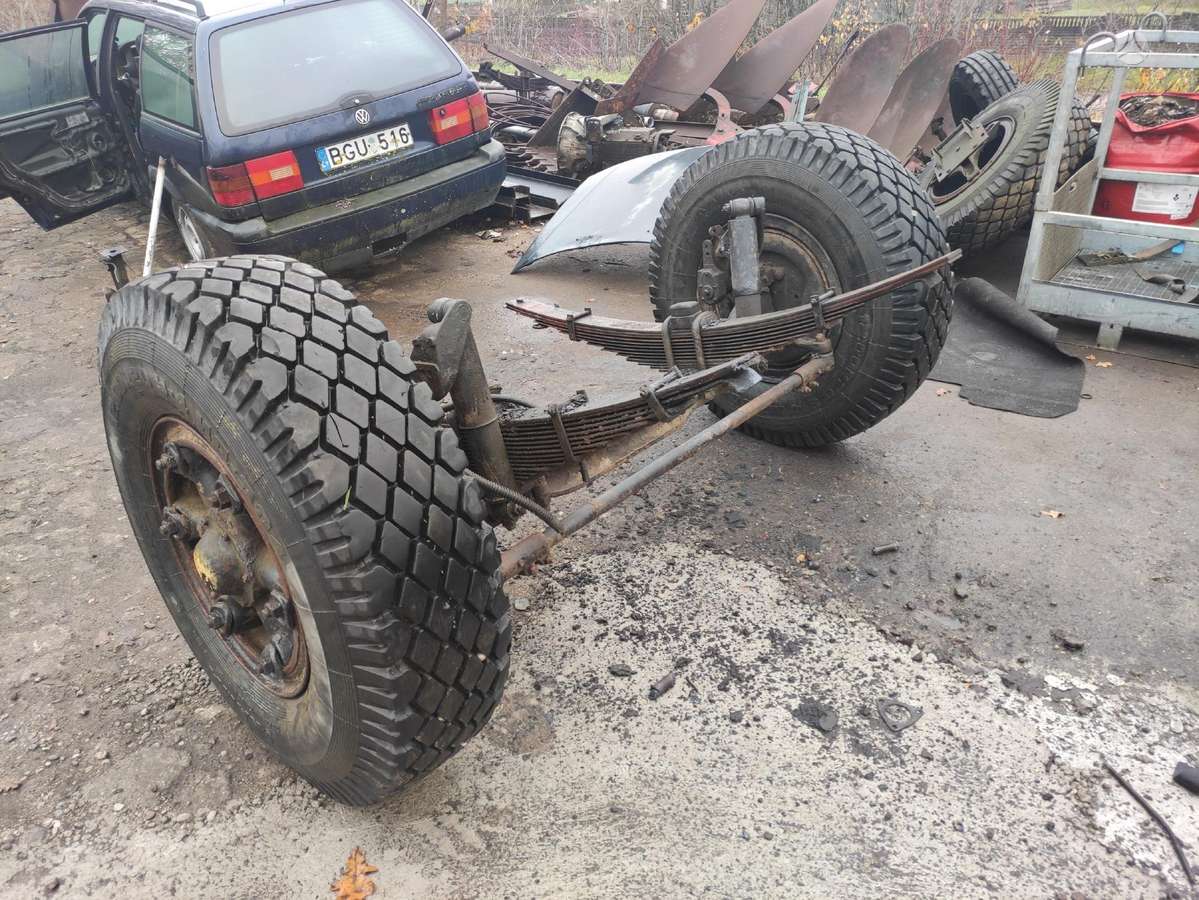 -Kita- Padargai, žemės dirbimo / ruošimo technika